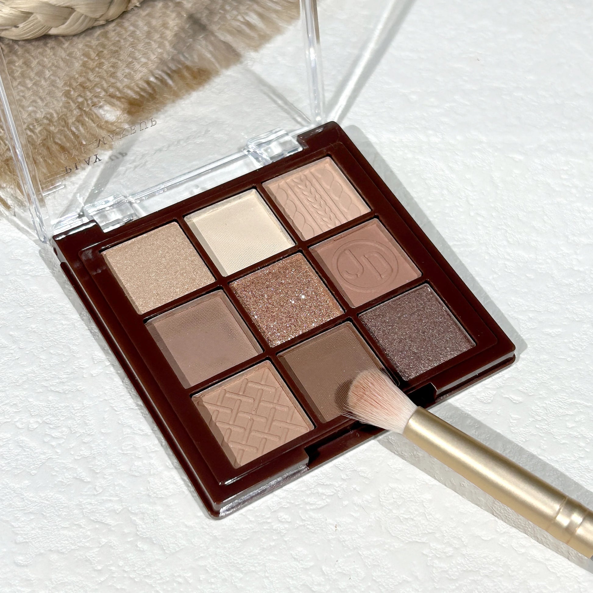 Chocolate Warm Brown Earth Palette - 9 Shades Matte Orange Brown Pearlescent Glitter Illuminating Wear Eyeshadow