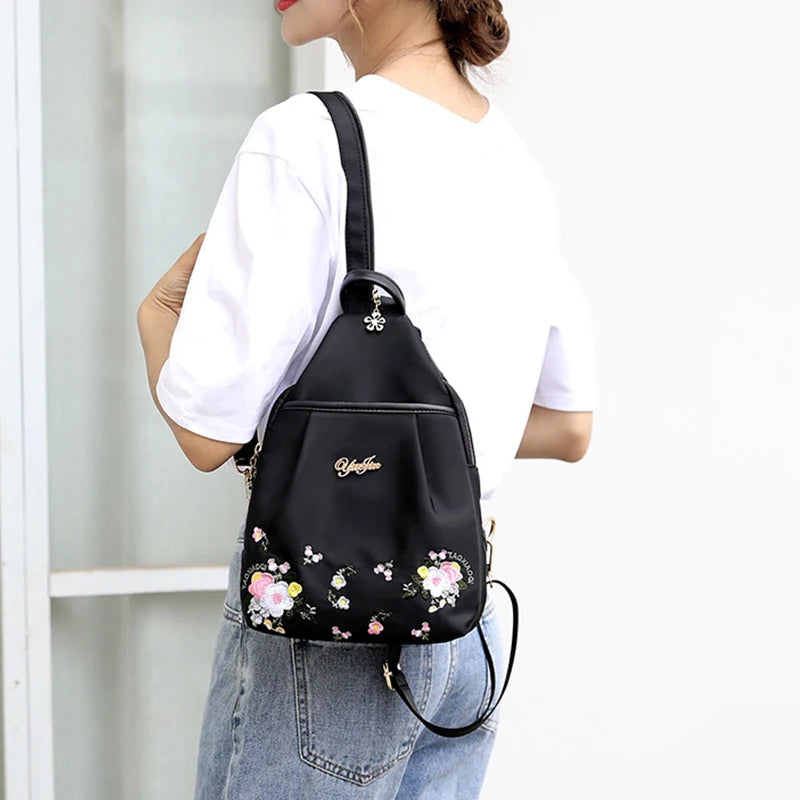Waterproof Oxford Women Backpack Fashion Casual Embroidery Bag Designer Female Large Capacity Travel Handbag Shopping Knaps