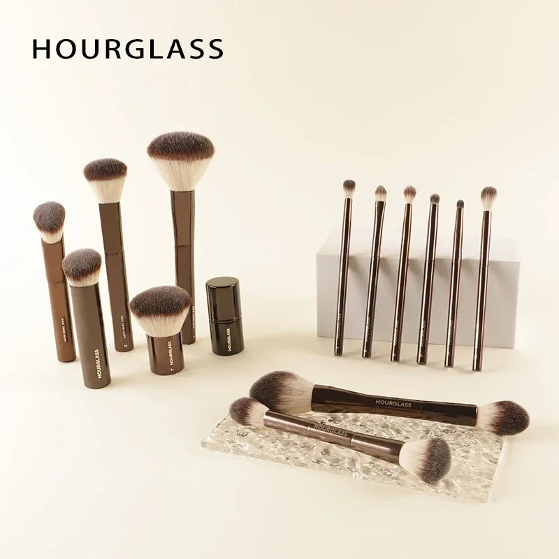Hourglass Makeup Brush All Kinds Eyeshadow Foundation Concealer Powder Bronzer Blusher Eyeliner Retractable Professional Brushes