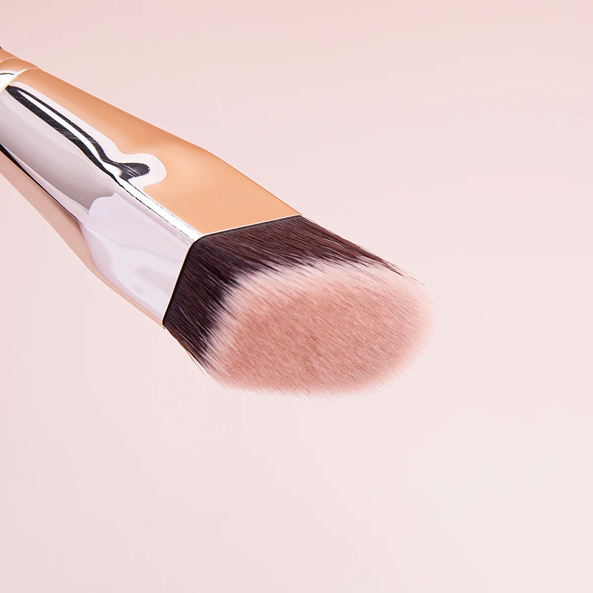 Angled Liquid Powder Contour Makeup Brushes Cream Blush Liquid Foundation Blending Brush Angled Professional Beauty Tools