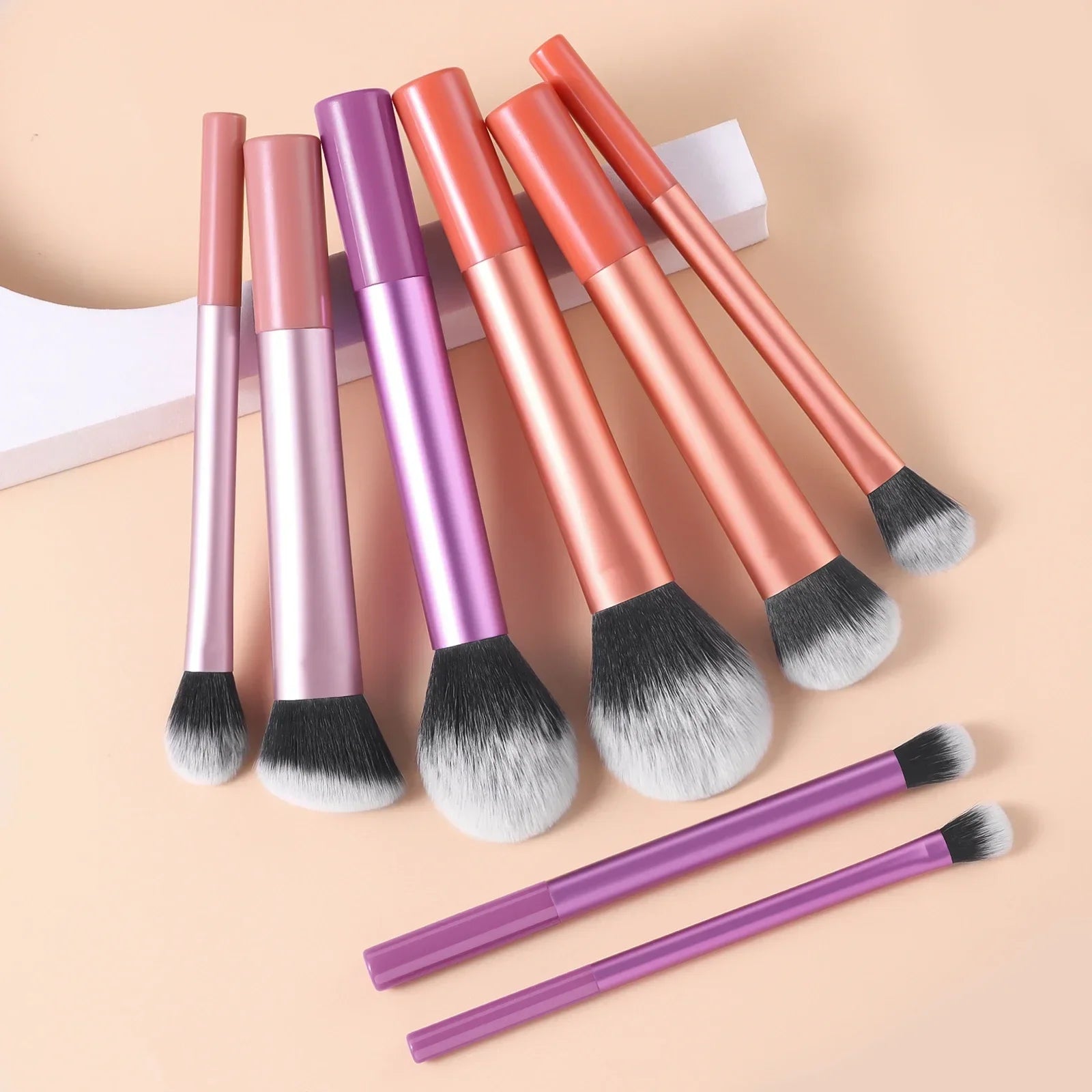 8pcs Plastic Daily Portable Multifunctional Makeup Brush For Making Up Supply 8pcs Makeup Brush Sets