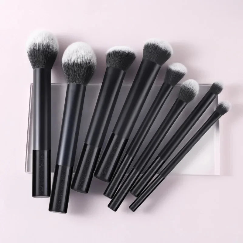8pcs Plastic Daily Portable Multifunctional Makeup Brush For Making Up Supply 8pcs Makeup Brush Sets