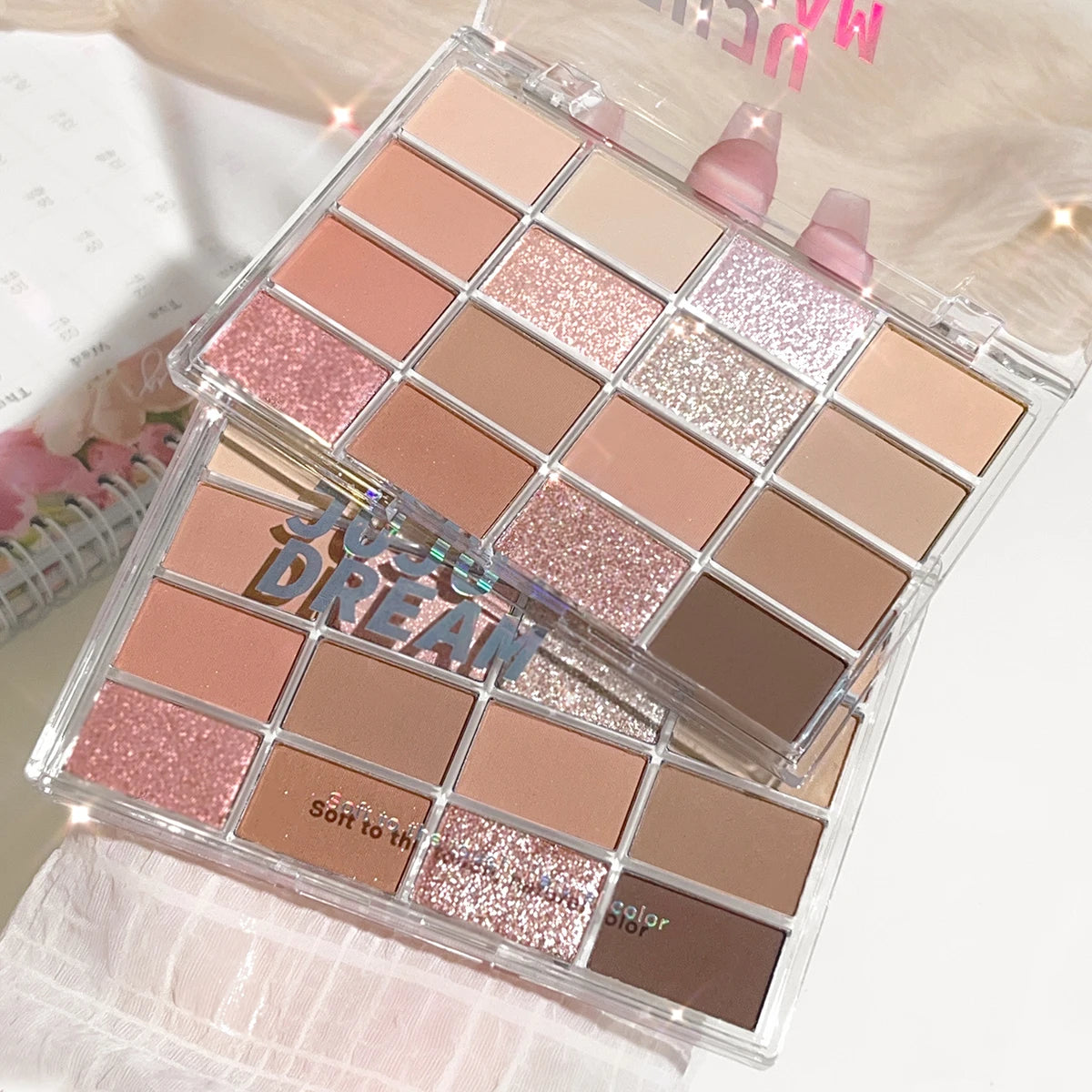 Dream 16 color eyeshadow palette - matte, glitter, shimmer, earth brown, purple and pink - low saturation everyday makeup