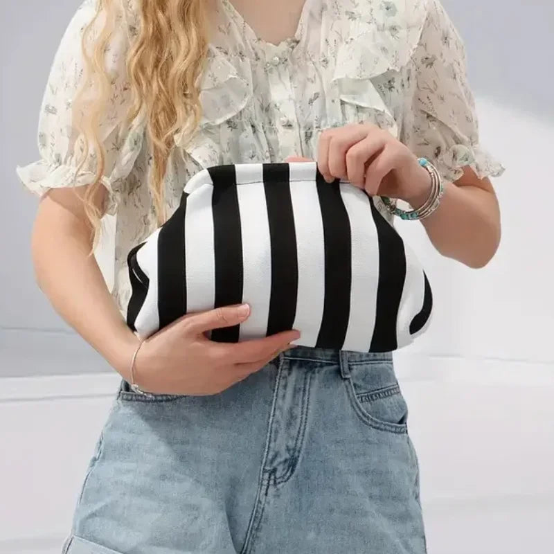 Summer Beach Clutch Bag for Women Woven Crochet Handbags Purses Knitting Dumpling Clutch Ruched Cute Cloud Casual Colorblock Bag