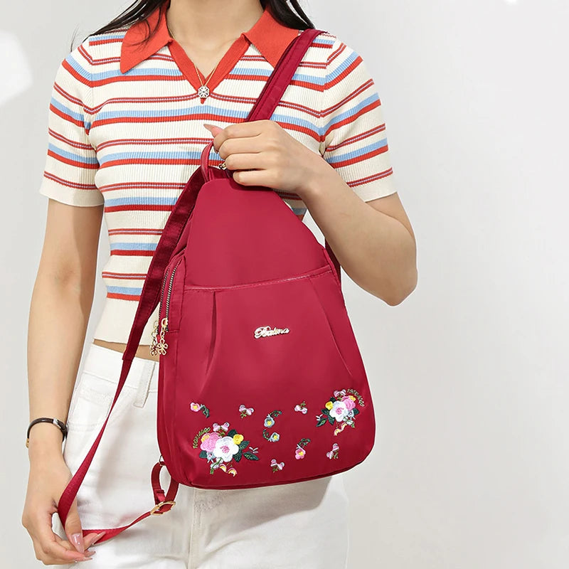 Waterproof Oxford Women Backpack Fashion Casual Embroidery Bag Designer Female Large Capacity Travel Handbag Shopping Knaps