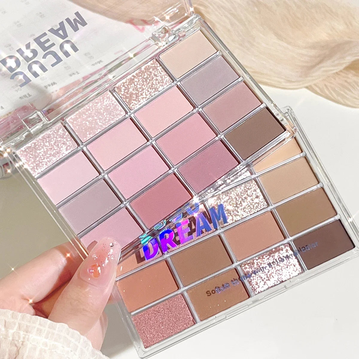 Dream 16 color eyeshadow palette - matte, glitter, shimmer, earth brown, purple and pink - low saturation everyday makeup