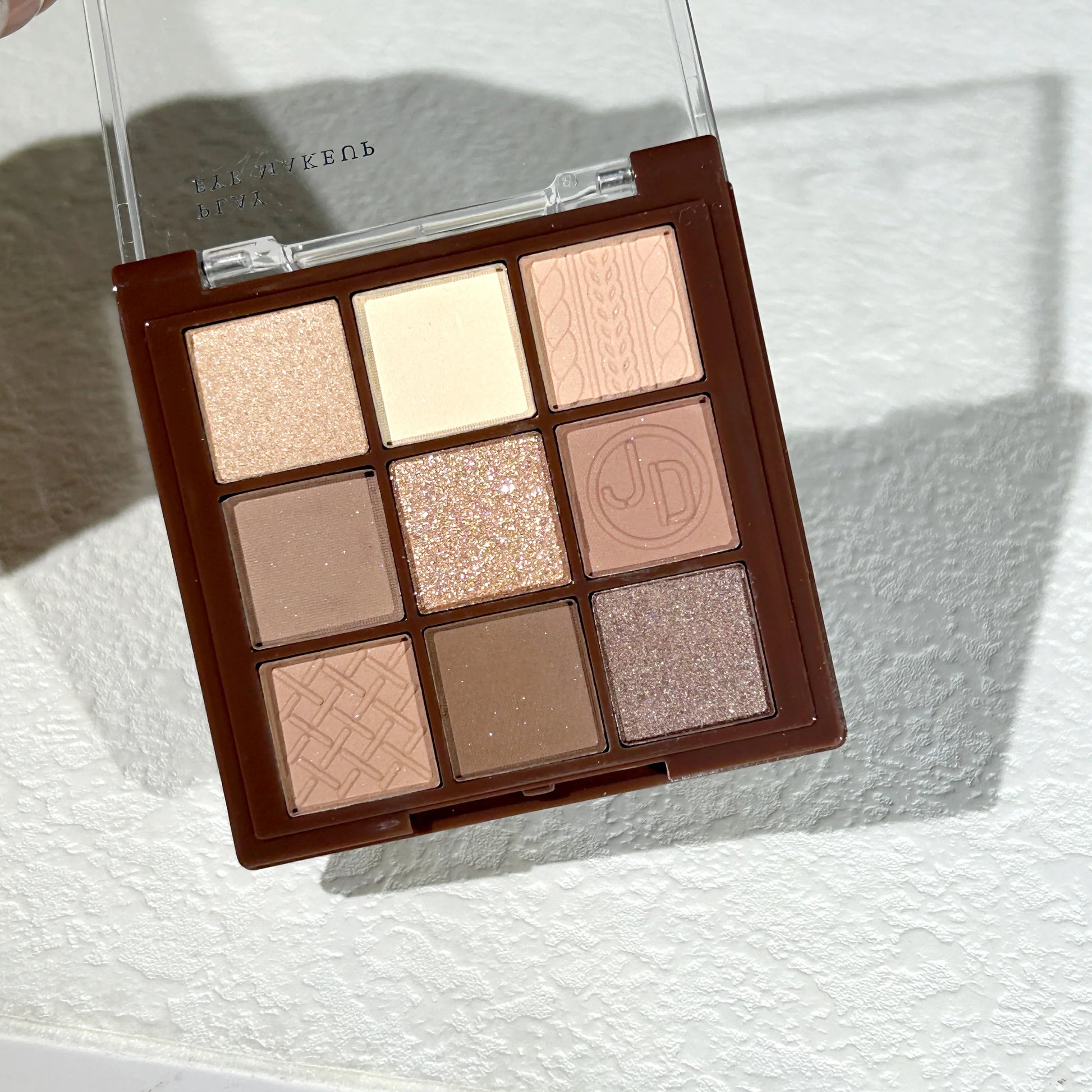 Chocolate Warm Brown Earth Palette - 9 Shades Matte Orange Brown Pearlescent Glitter Illuminating Wear Eyeshadow