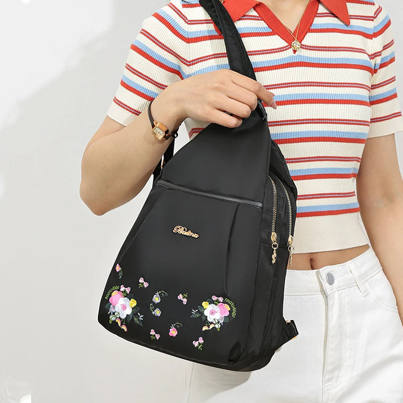 Waterproof Oxford Women Backpack Fashion Casual Embroidery Bag Designer Female Large Capacity Travel Handbag Shopping Knaps