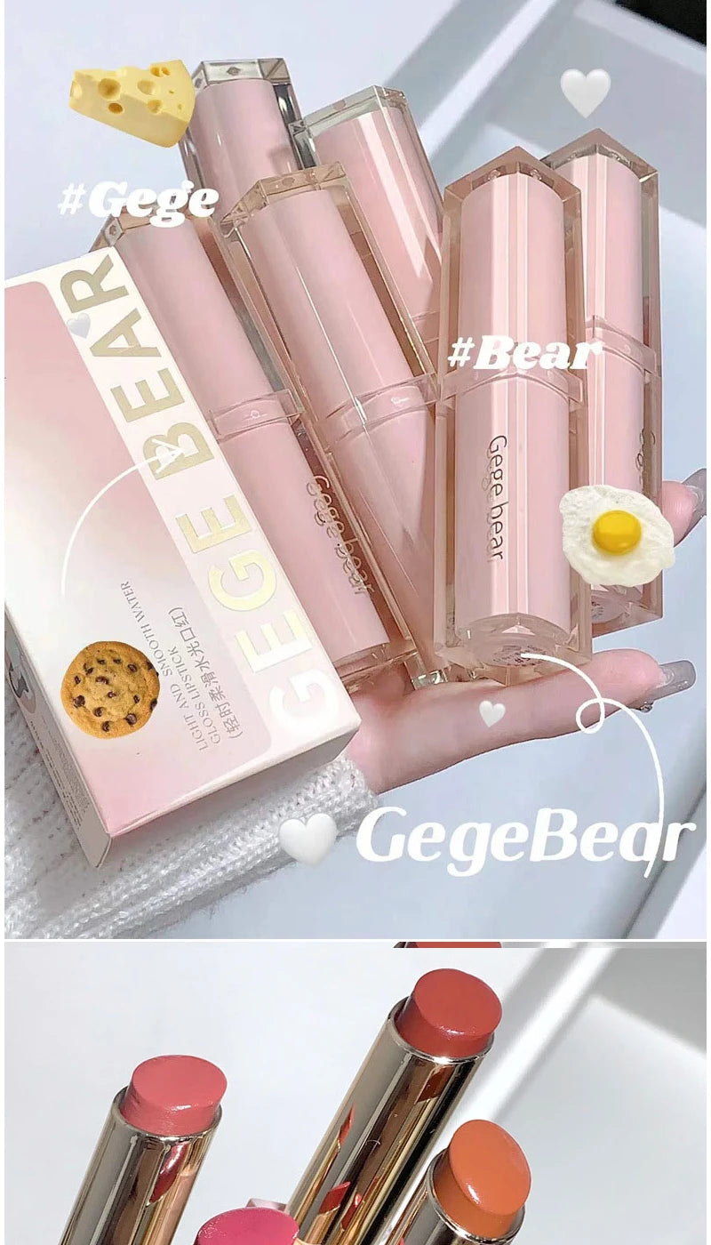 When light, soft and smooth lipstick hydrates moisturizing and white, not easy to stick to the cup