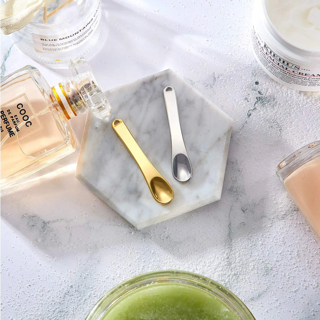 1Pcs Metal Makeup Spatula Mini Spoon Eye Cream Massage Sticks Beauty Scoop for Facial Cosmetic Face Cream Reduce Eye Wrinkles