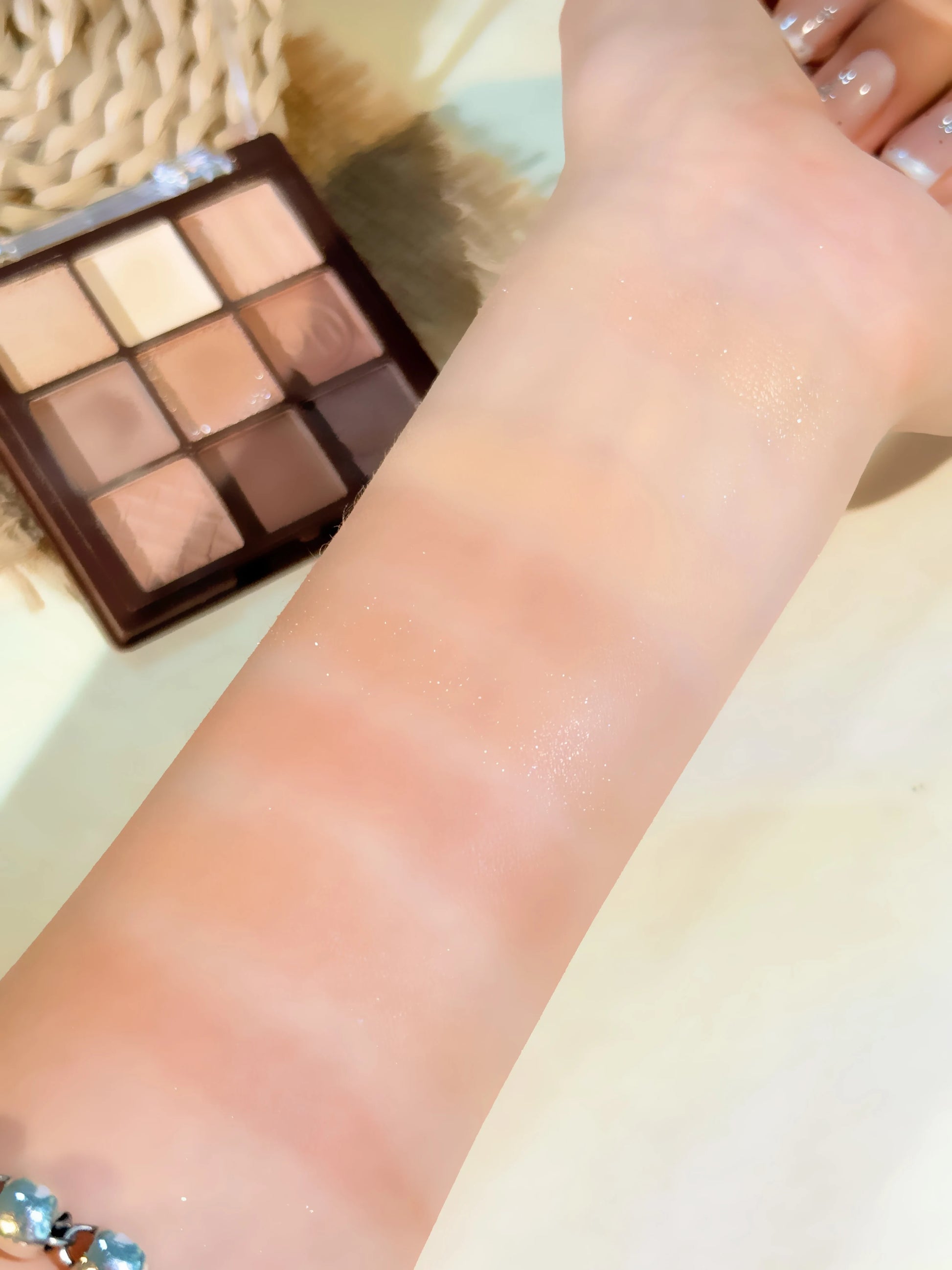 Chocolate Warm Brown Earth Palette - 9 Shades Matte Orange Brown Pearlescent Glitter Illuminating Wear Eyeshadow