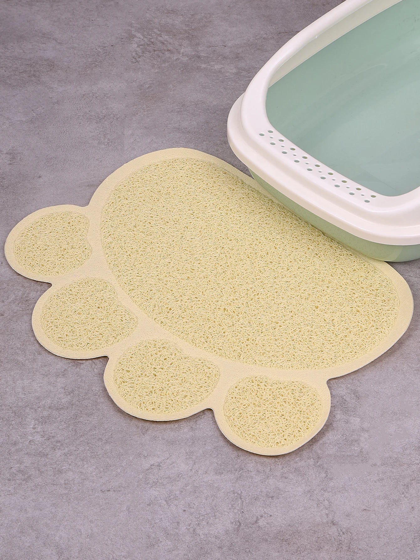 A cat claw shape waterproof pet cat and dog feeding mat, non-slip cat food mat, dog water bowl mat for indoor use