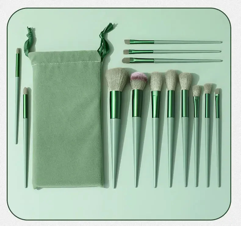 13 Makeup Brushes Complete Set Professional Makeup Tools for Beginners Comes with a storage bag